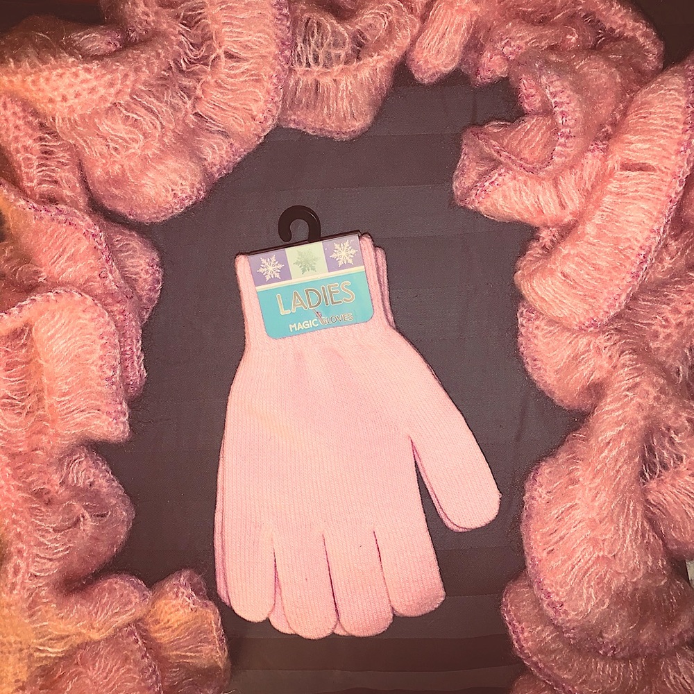 𝑀𝑎𝑑𝑖𝑠𝑜𝑛 & 𝑀𝑎𝑥 𝑅𝑢𝑓𝑓𝑙𝑒𝑑 𝑆𝑐𝑎𝑟𝑓